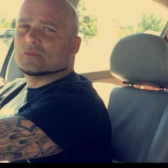 Meet your Posher, Dave - Picture 3 of 6